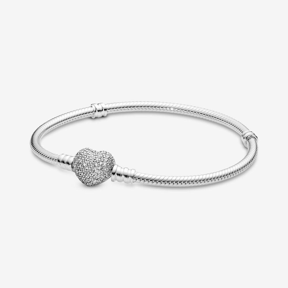 590727CZ 20 Moments Sparkling Heart Clasp Snake Chain Bracelet