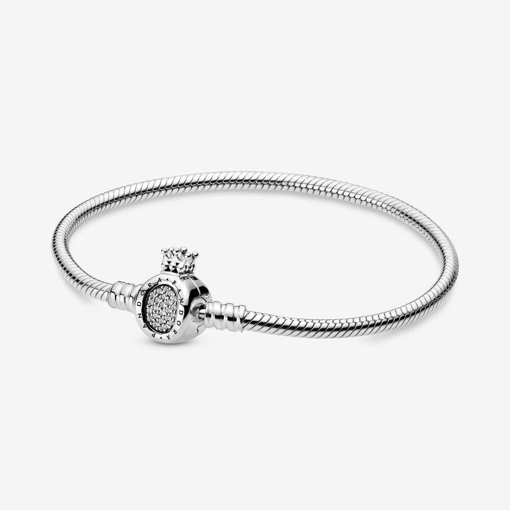 598286CZ 17 Moments Crown O Clasp Snake Chain Bracelet