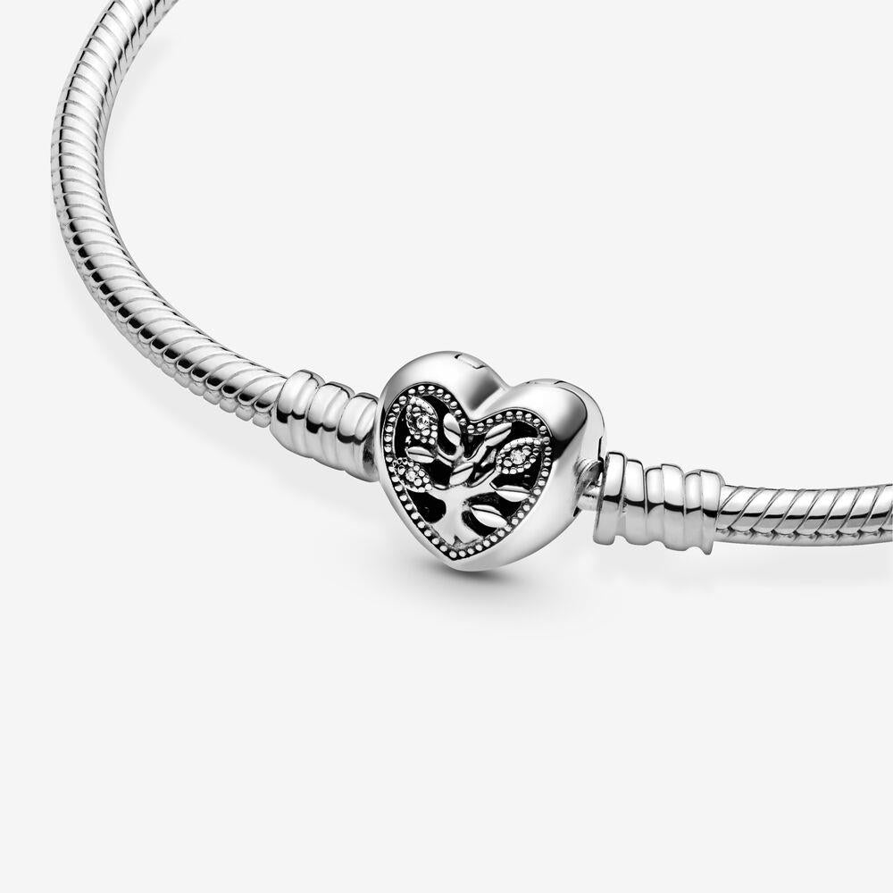 Pandora 598827C01-18 Moments Family Tree Heart Clasp Snake Chain Bracelet